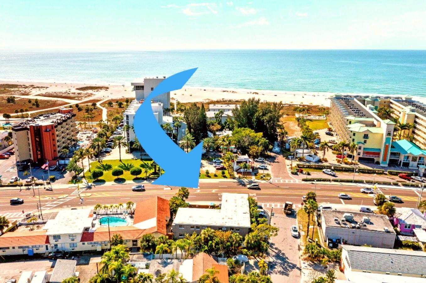 Boutique Beach Retreat St. Pete Beach Exterior photo