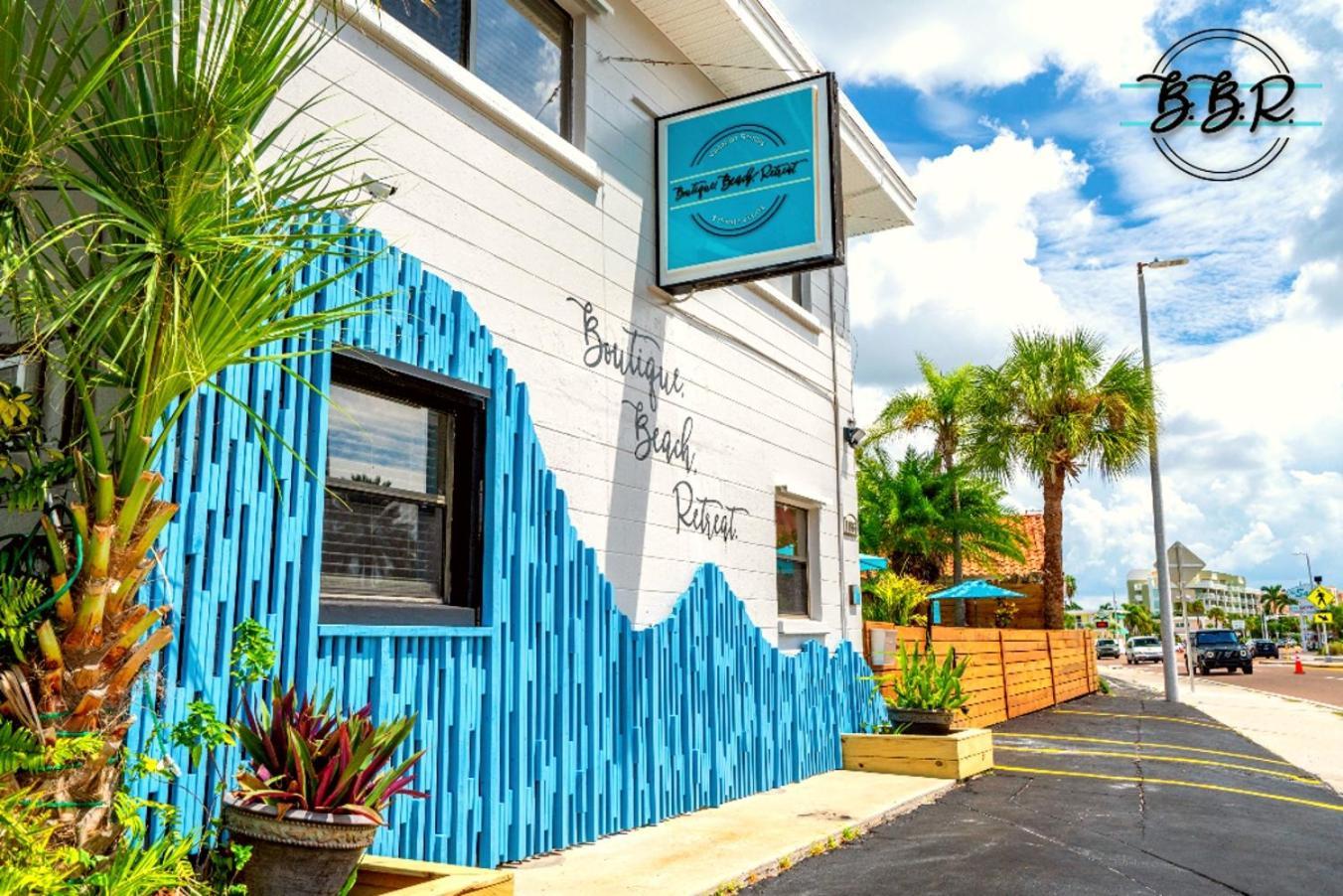 Boutique Beach Retreat St. Pete Beach Exterior photo